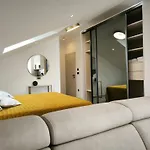 Apartment & Marina View *