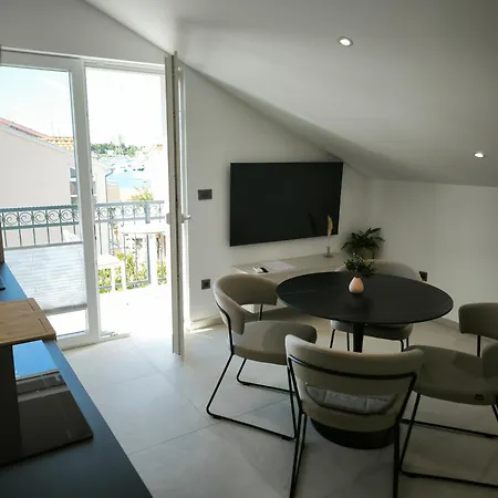 & Marina View דירה וודיצה