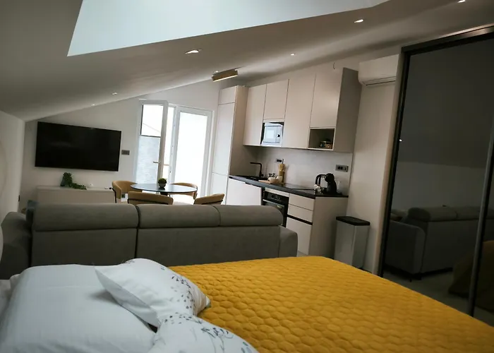 & Marina View * Vodice