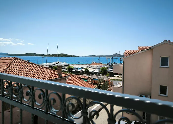 Lägenhet & Marina View Vodice