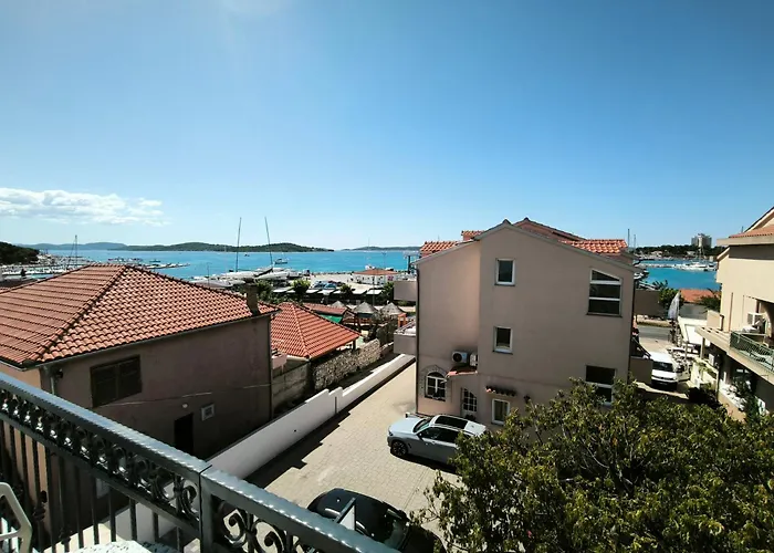 Lägenhet & Marina View